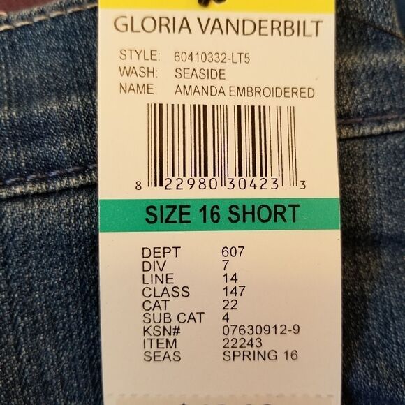 Gloria Vanderbilt Amanda Heritage Fit Tapered Leg Embellished Pockets Jeans - Picture 10 of 11